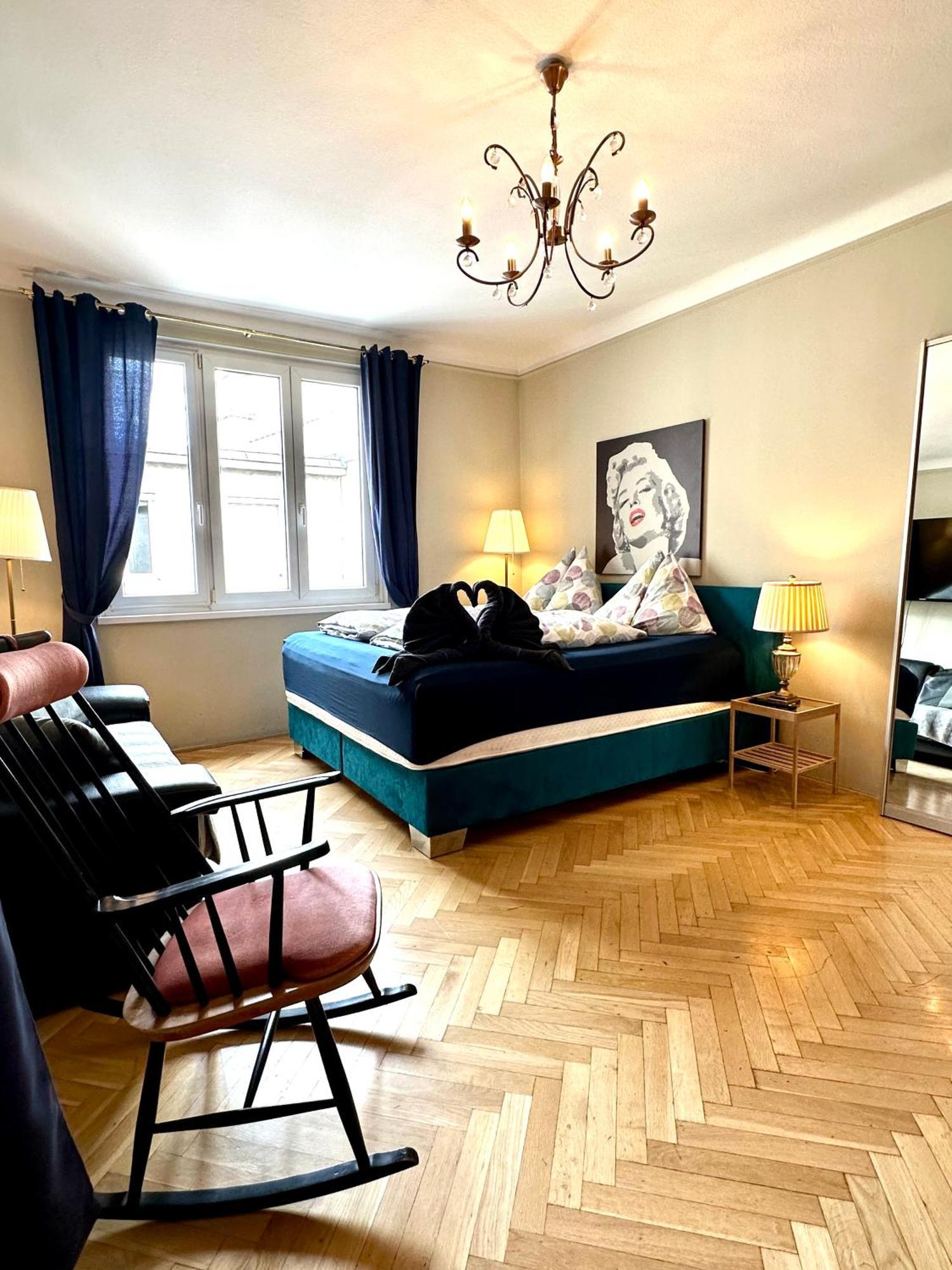 Center Apartment With 360° Rooftop Wien Eksteriør bilde